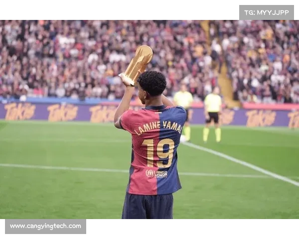 巴萨新援在比赛关键时刻的表现分析与总结